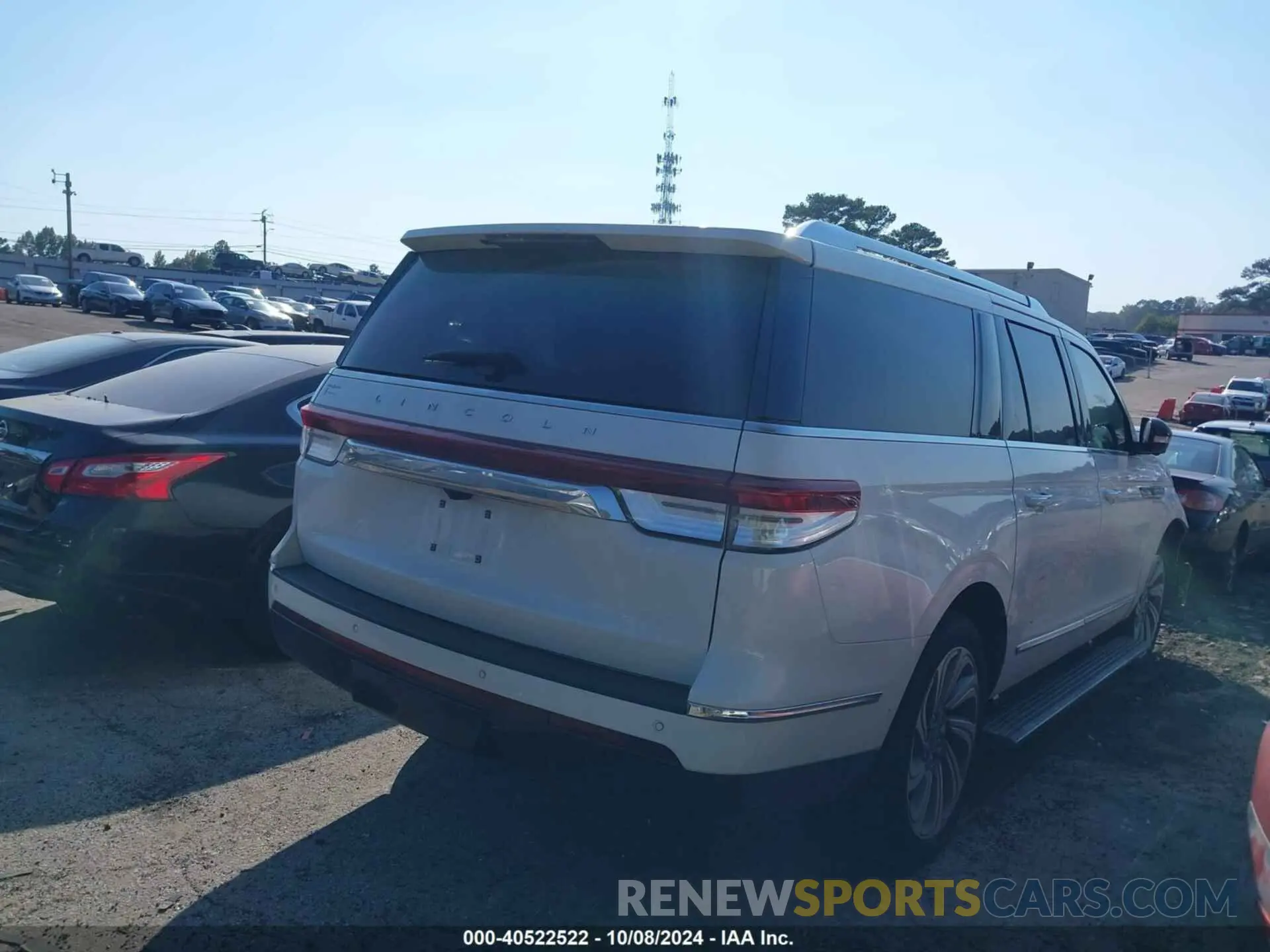 4 fotografías del automóvil dañado 5LMJJ3LG9PEL06647 LINCOLN NAVIGATOR 2023