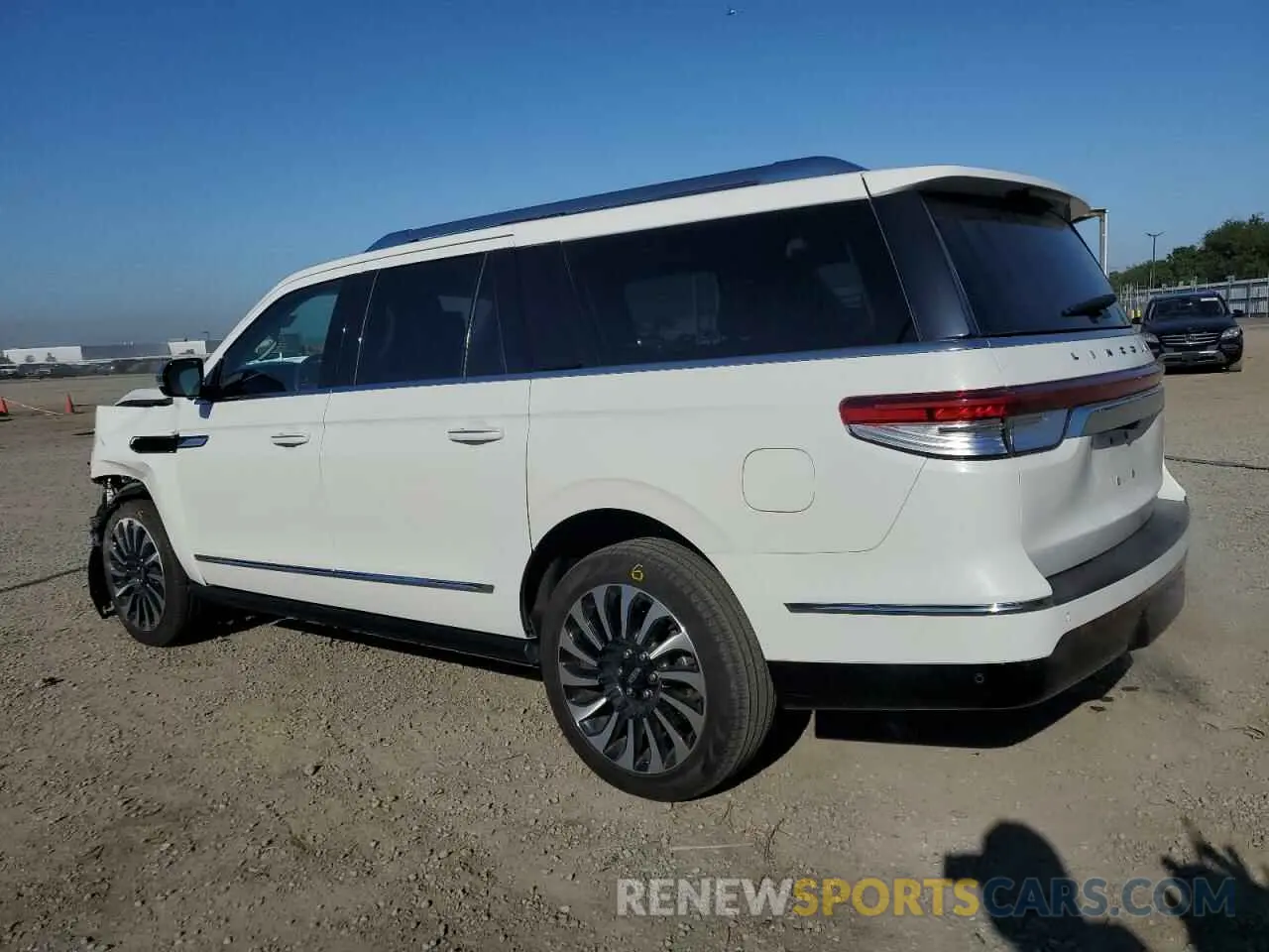 2 fotografías del automóvil dañado 5LMJJ3TG1PEL00650 LINCOLN NAVIGATOR 2023