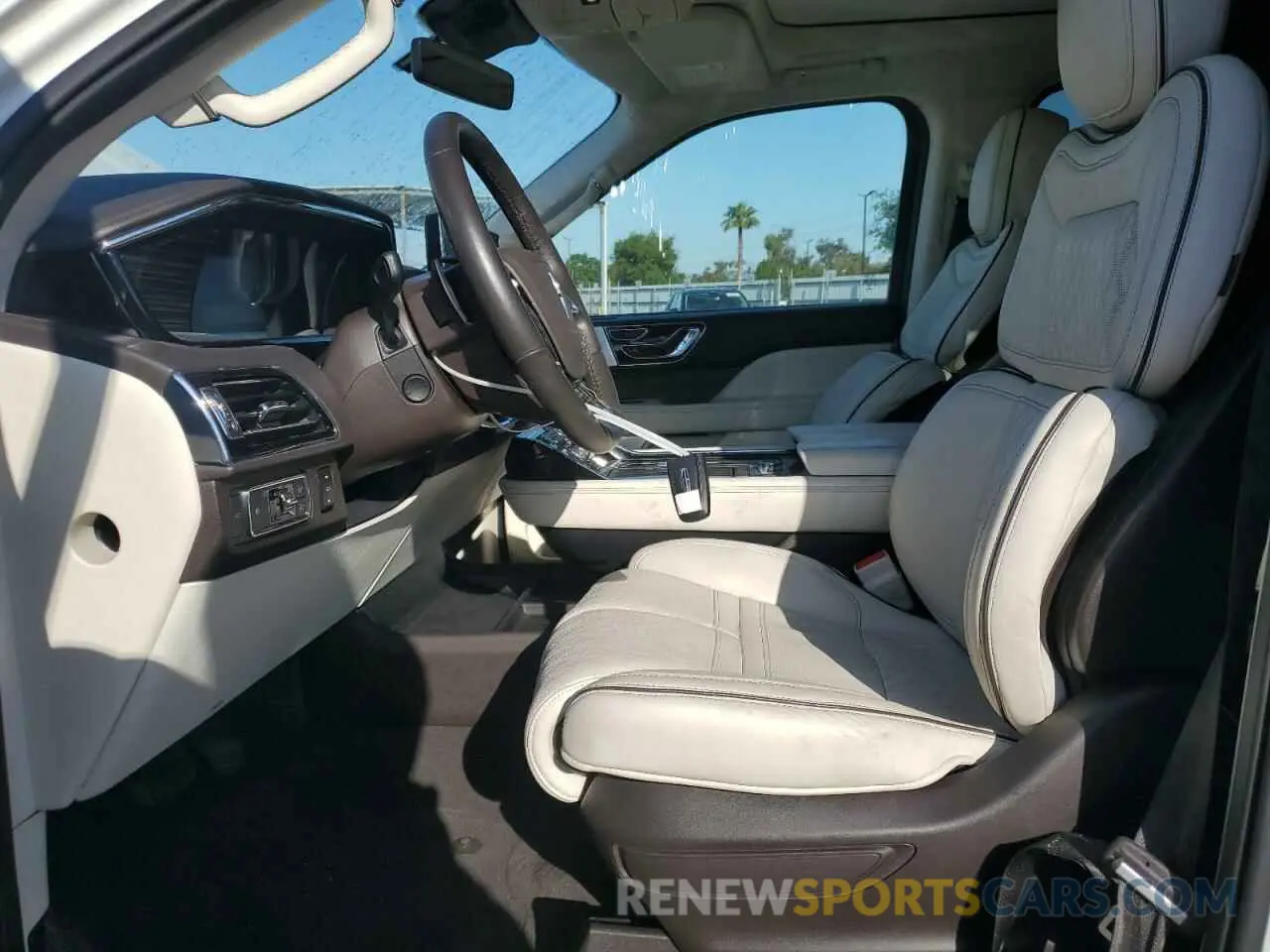 7 fotografías del automóvil dañado 5LMJJ3TG1PEL00650 LINCOLN NAVIGATOR 2023