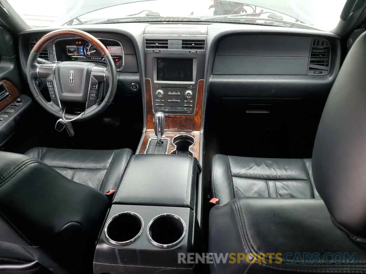8 fotografías del automóvil dañado 5LMJJ2HT6FEJ03861 LINCOLN NAVIGATOR 2024