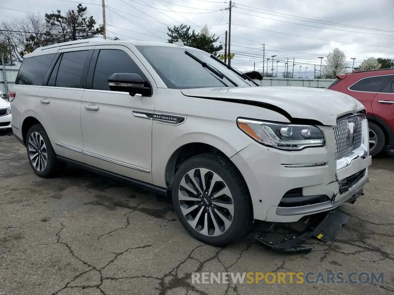4 fotografías del automóvil dañado 5LMJJ2LG3REL01893 LINCOLN NAVIGATOR 2024
