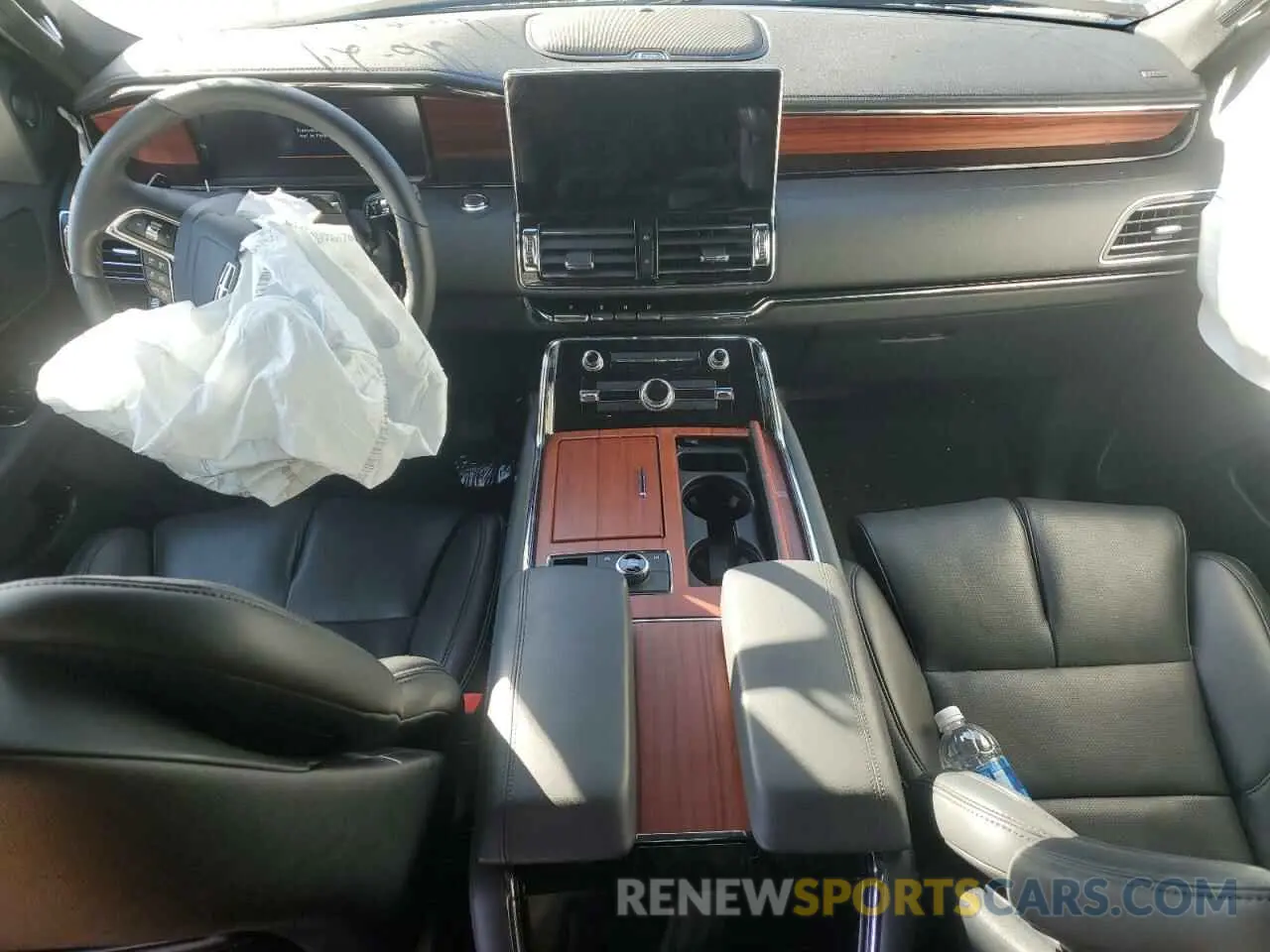 8 fotografías del automóvil dañado 5LMJJ2NG8REL13826 LINCOLN NAVIGATOR 2024