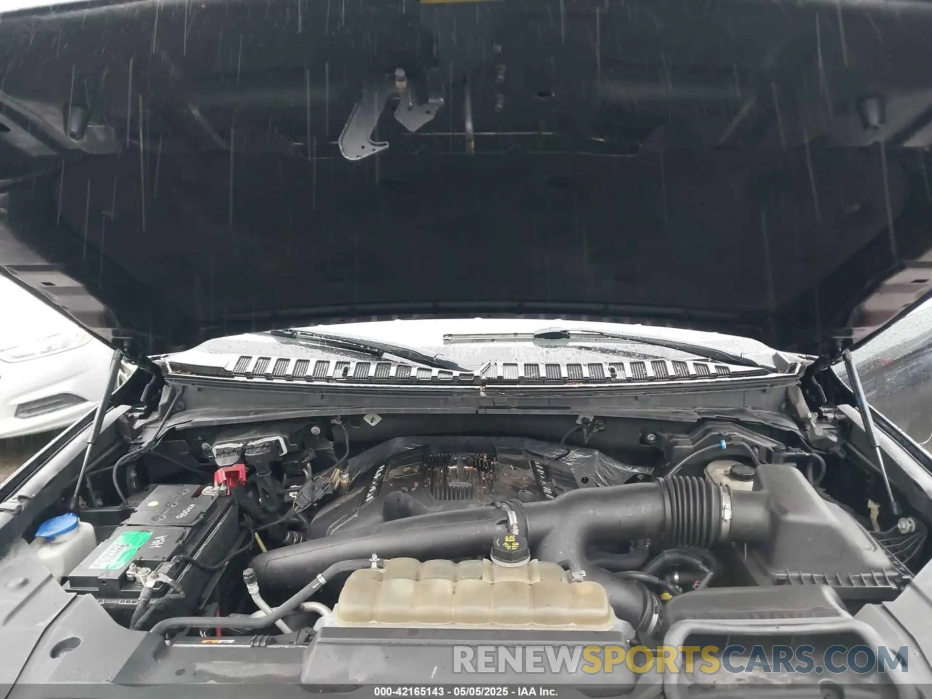 10 fotografías del automóvil dañado 5LMJJ3LT3KEL23451 LINCOLN NAVIGATOR L 2019