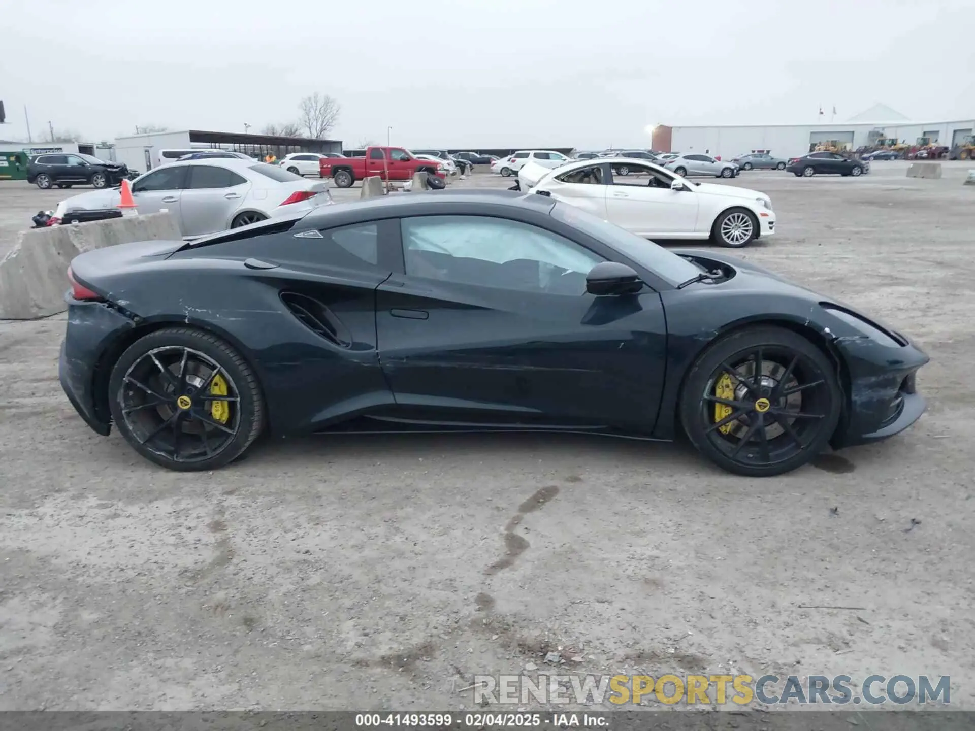 13 fotografías del automóvil dañado SCCLEKAXXRHA12761 LOTUS EMIRA 2024