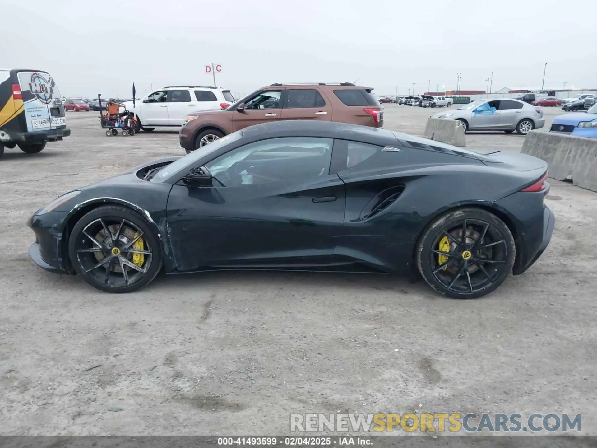 14 fotografías del automóvil dañado SCCLEKAXXRHA12761 LOTUS EMIRA 2024