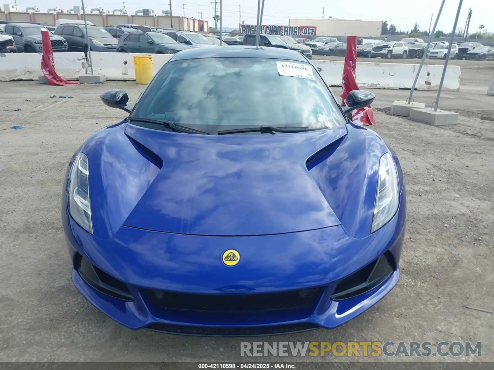 13 fotografías del automóvil dañado SCCLEKMX7RHB45196 LOTUS EMIRA 2024