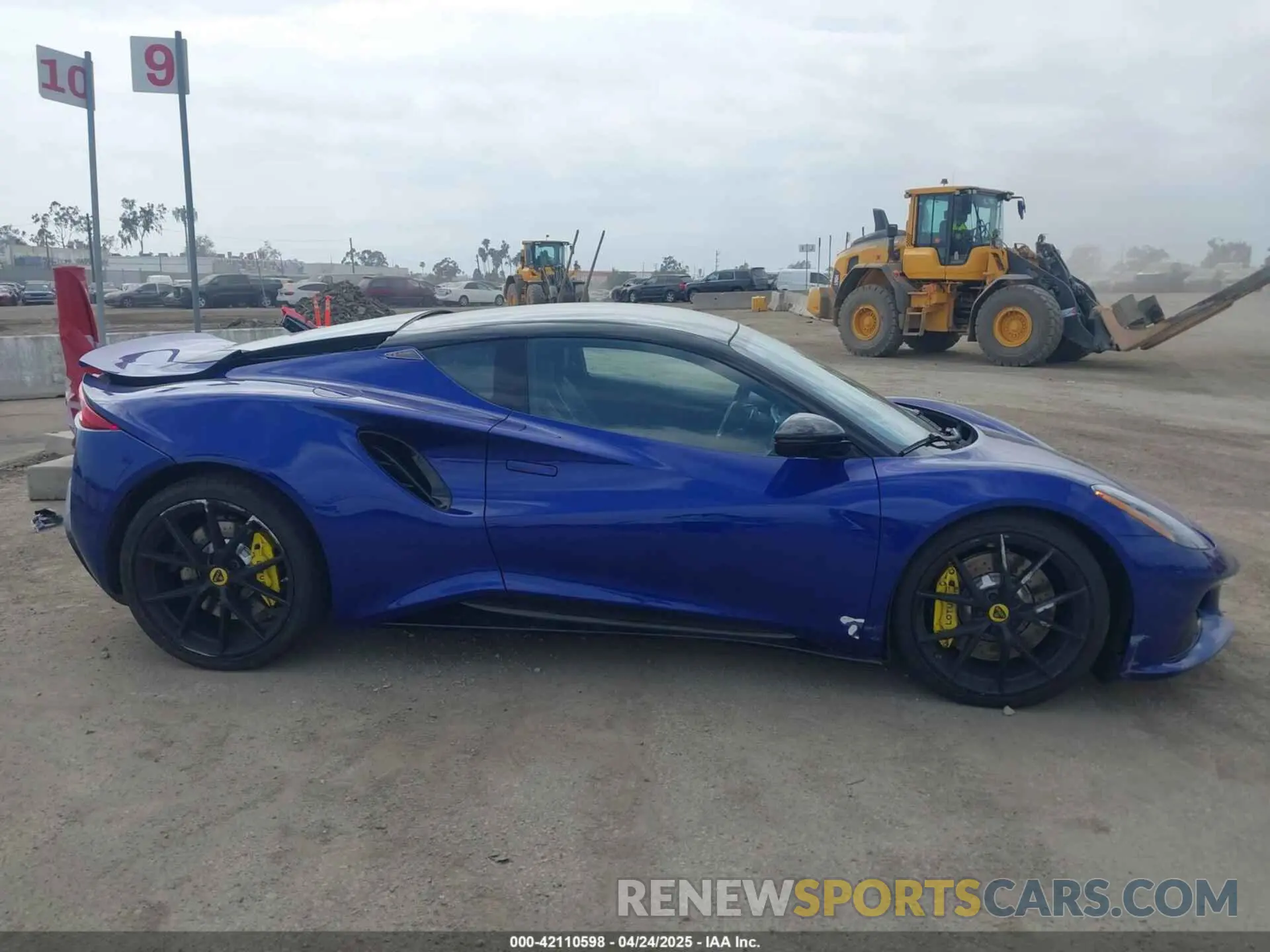 14 fotografías del automóvil dañado SCCLEKMX7RHB45196 LOTUS EMIRA 2024