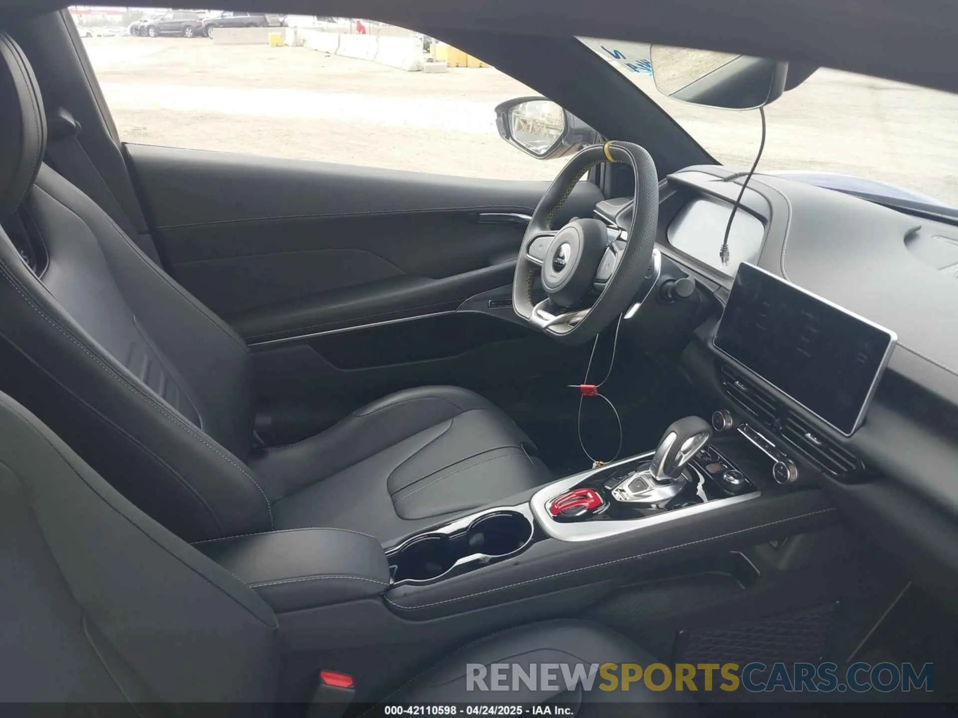 5 fotografías del automóvil dañado SCCLEKMX7RHB45196 LOTUS EMIRA 2024