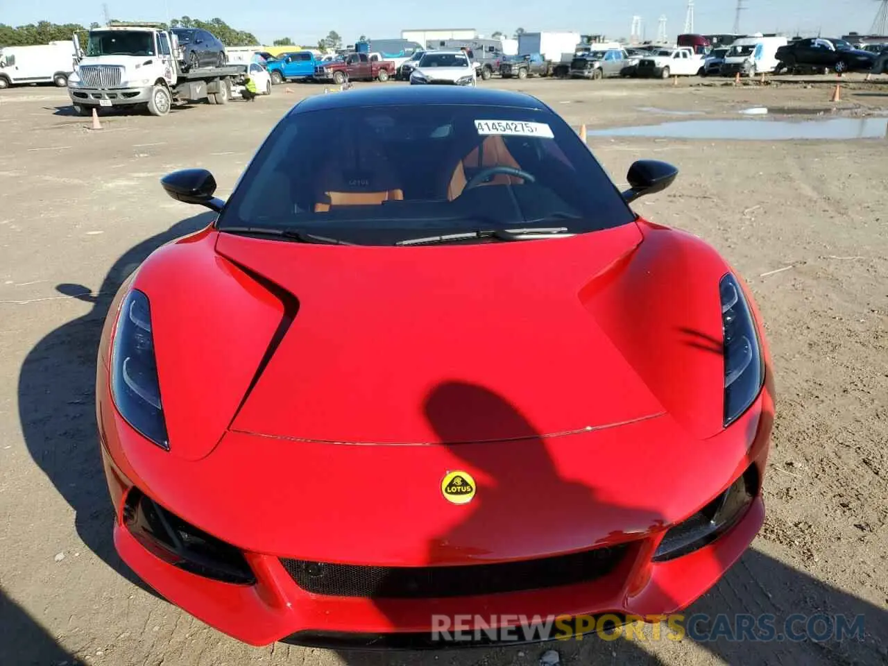 5 fotografías del automóvil dañado SCCLEKAX7RHB12137 LOTUS EMIRA FIRS 2024