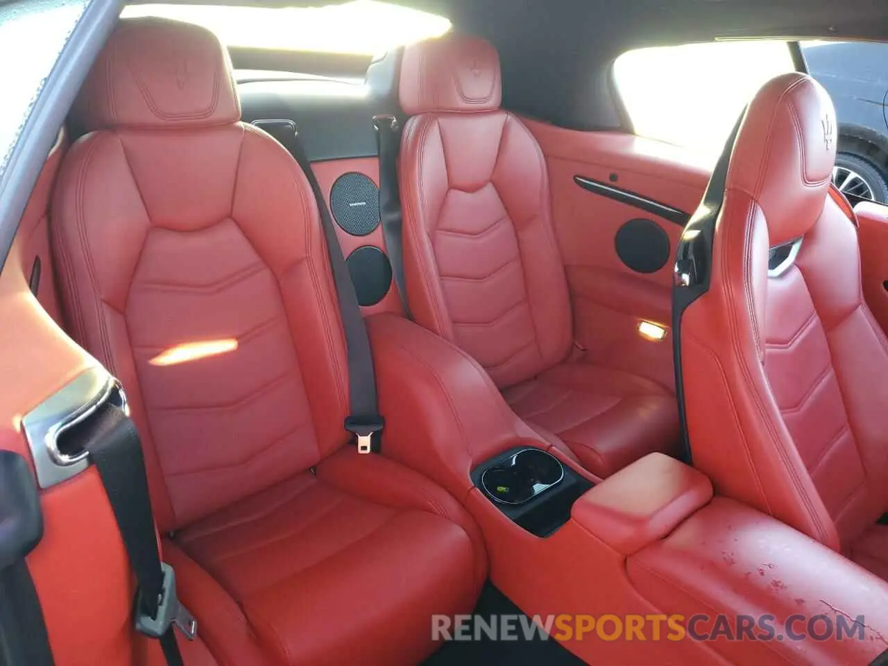 10 fotografías del automóvil dañado ZAM45VMA0K0341514 MASERATI ALL MODELS 2019