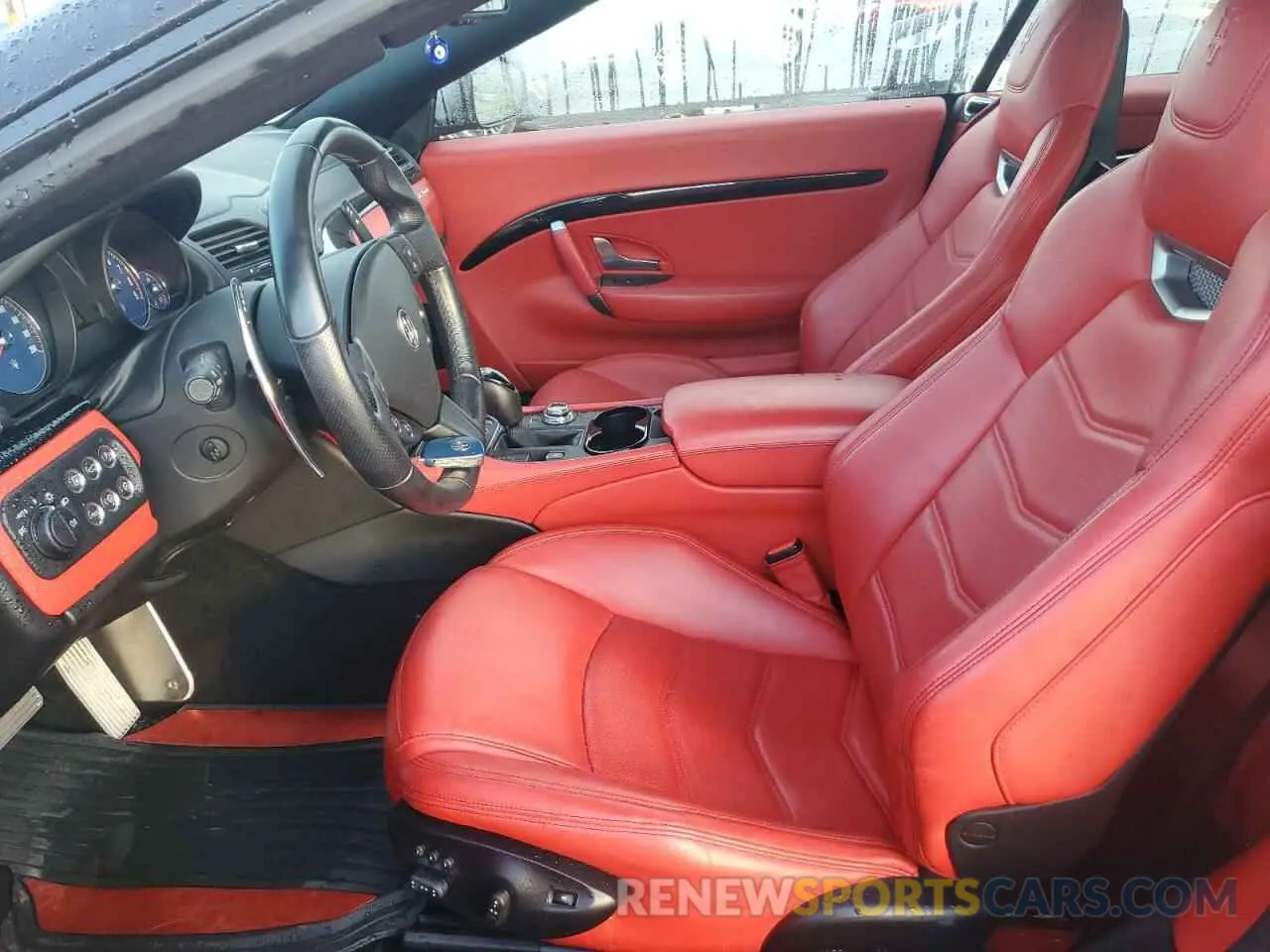 7 fotografías del automóvil dañado ZAM45VMA0K0341514 MASERATI ALL MODELS 2019