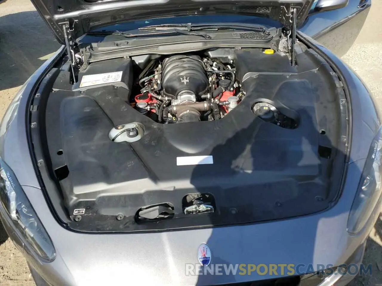 11 fotografías del automóvil dañado ZAM45VMAXK0312263 MASERATI ALL MODELS 2019