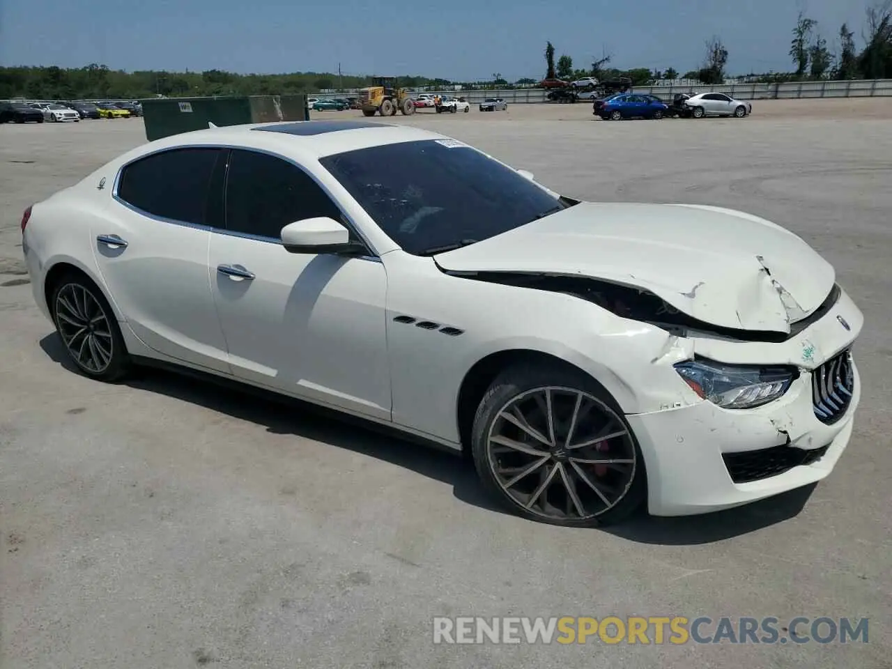 4 fotografías del automóvil dañado ZAM57XSA6K1319461 MASERATI ALL MODELS 2019