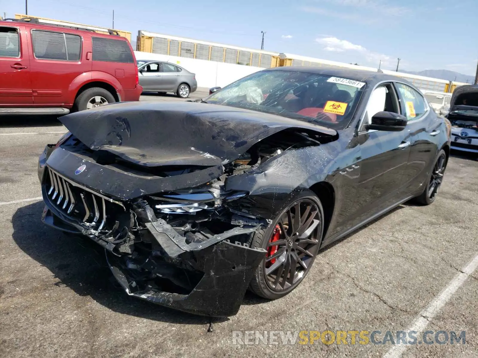 2 fotografías del automóvil dañado ZAM57XSA9K1311046 MASERATI ALL MODELS 2019