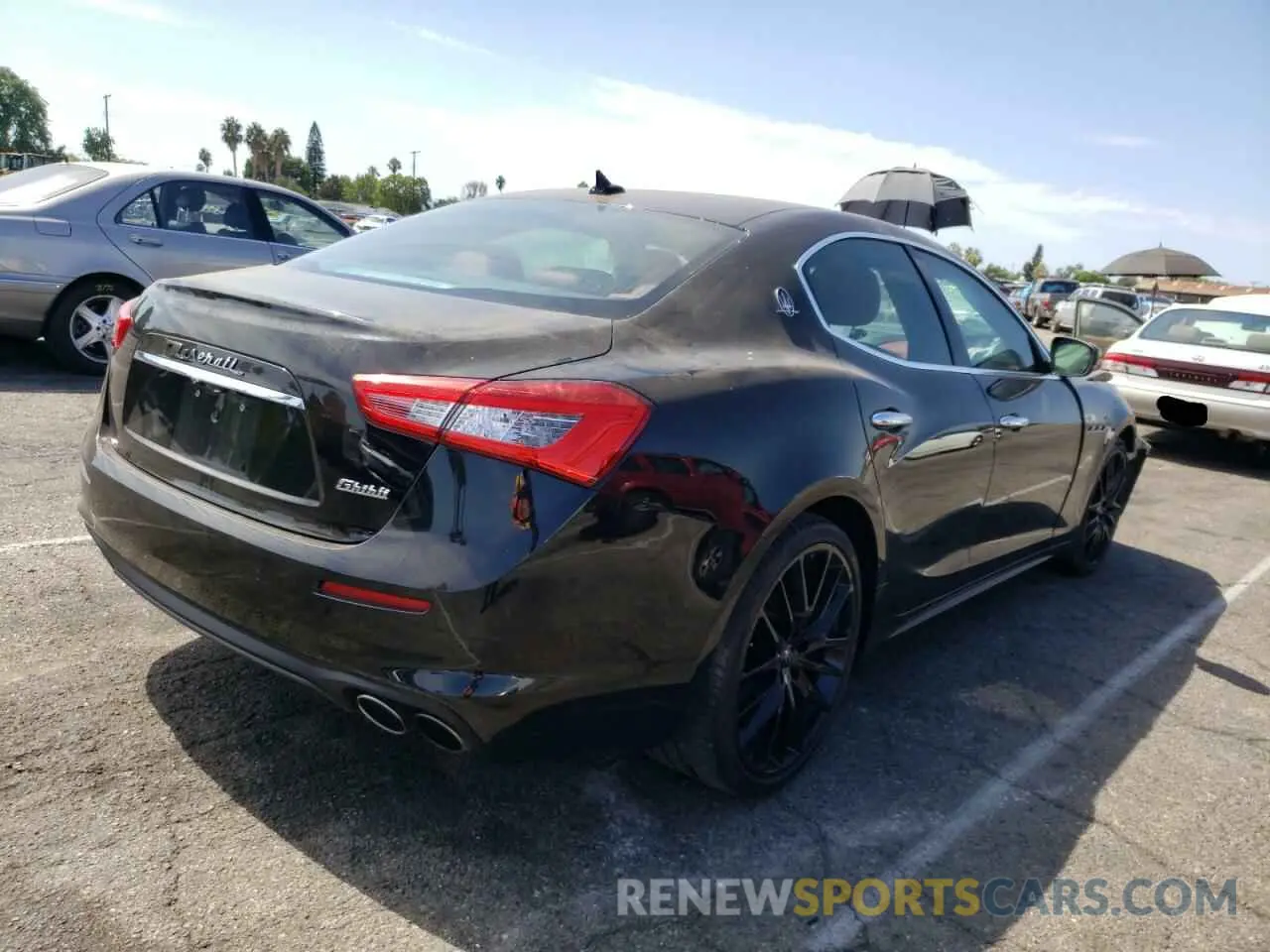 4 fotografías del automóvil dañado ZAM57XSA9K1311046 MASERATI ALL MODELS 2019