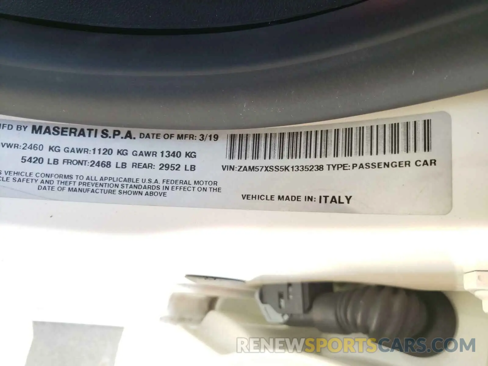 10 fotografías del automóvil dañado ZAM57XSS5K1335238 MASERATI ALL MODELS 2019