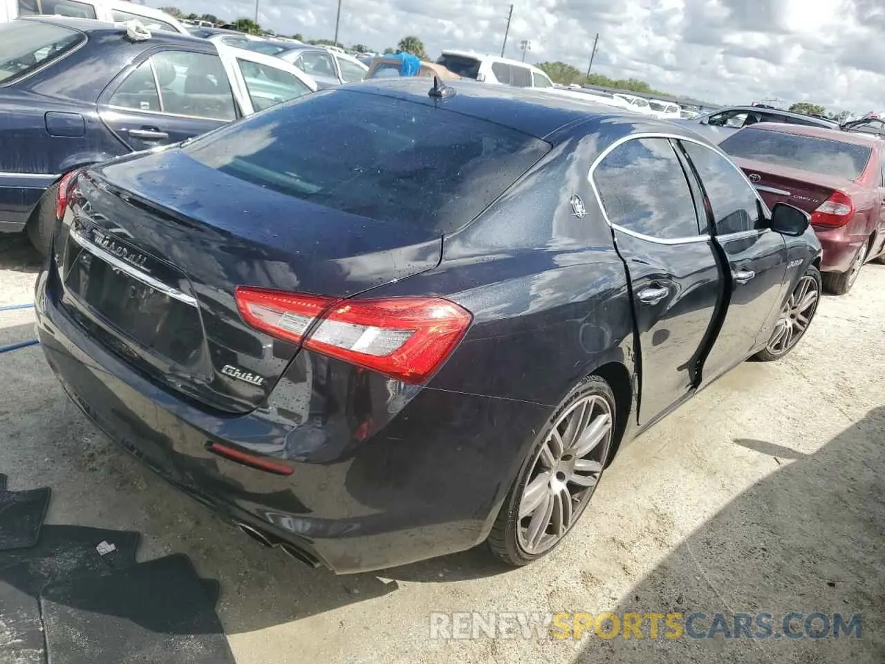 3 fotografías del automóvil dañado ZAM57YSL1K1323649 MASERATI ALL MODELS 2019