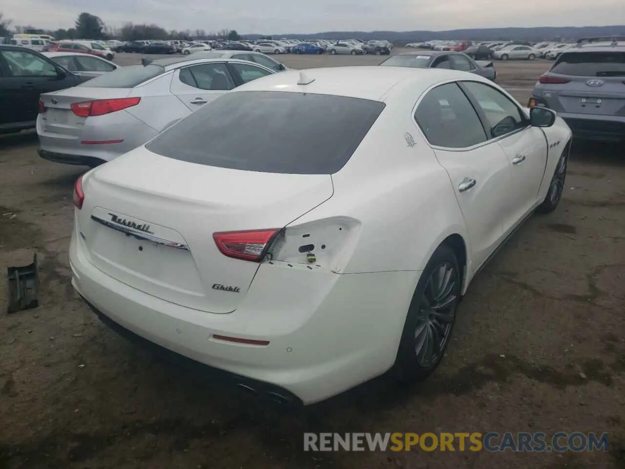 4 fotografías del automóvil dañado ZAM57YTA0K1321551 MASERATI ALL MODELS 2019
