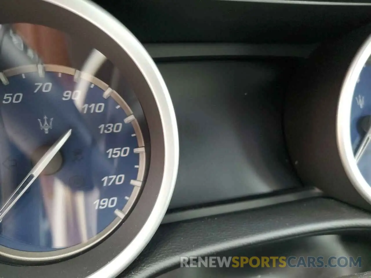 8 fotografías del automóvil dañado ZAM57YTA9K1325095 MASERATI ALL MODELS 2019