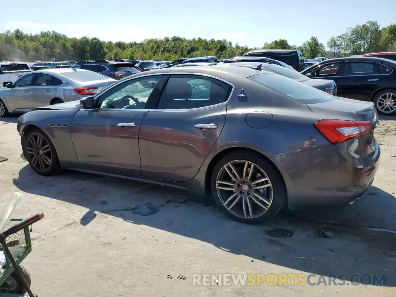 2 fotografías del automóvil dañado ZAM57YTL2K1309855 MASERATI ALL MODELS 2019