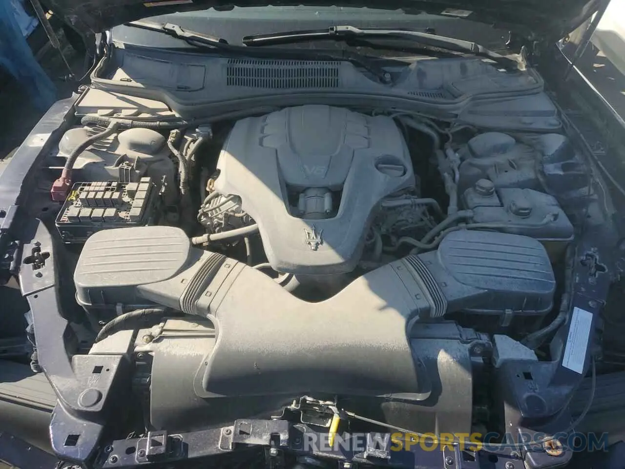 11 fotografías del automóvil dañado ZAM57YTLXK1314852 MASERATI ALL MODELS 2019