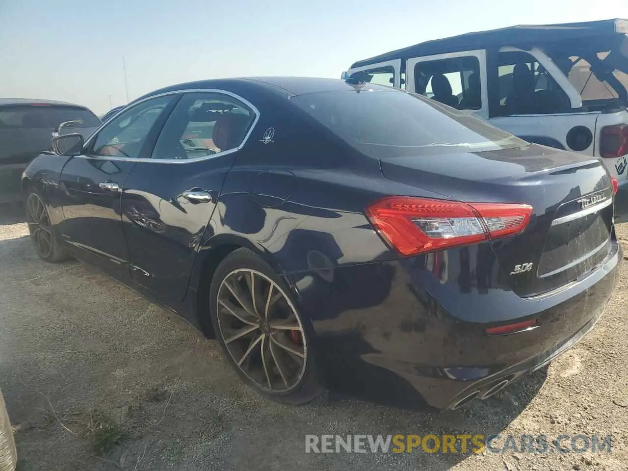 2 fotografías del automóvil dañado ZAM57YTLXK1314852 MASERATI ALL MODELS 2019