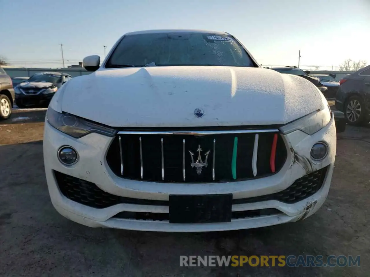 5 fotografías del automóvil dañado ZN661XUA1KX308368 MASERATI ALL MODELS 2019