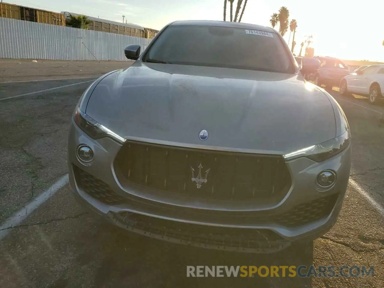 5 fotografías del automóvil dañado ZN661XUA3KX322627 MASERATI ALL MODELS 2019