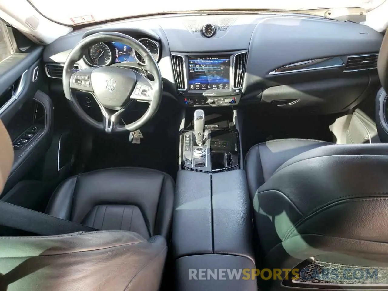 8 fotografías del automóvil dañado ZN661XUA3KX338973 MASERATI ALL MODELS 2019