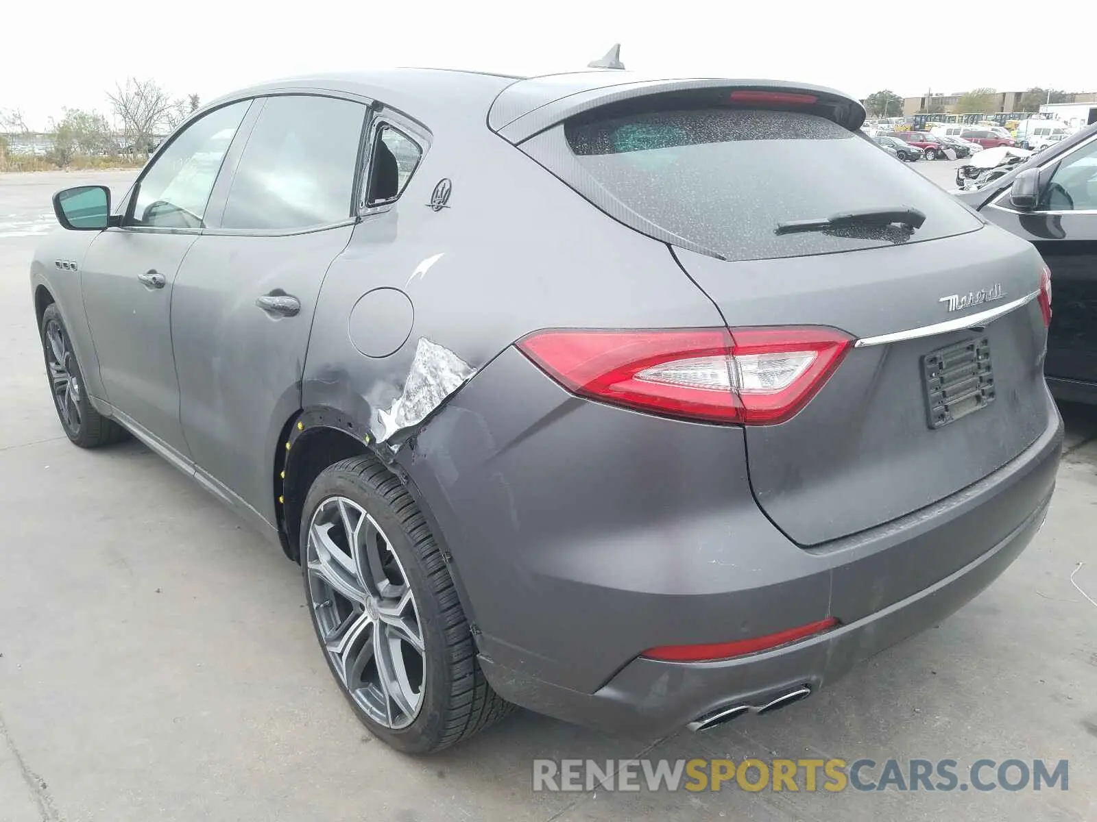 3 fotografías del automóvil dañado ZN661XUA4KX310468 MASERATI ALL MODELS 2019