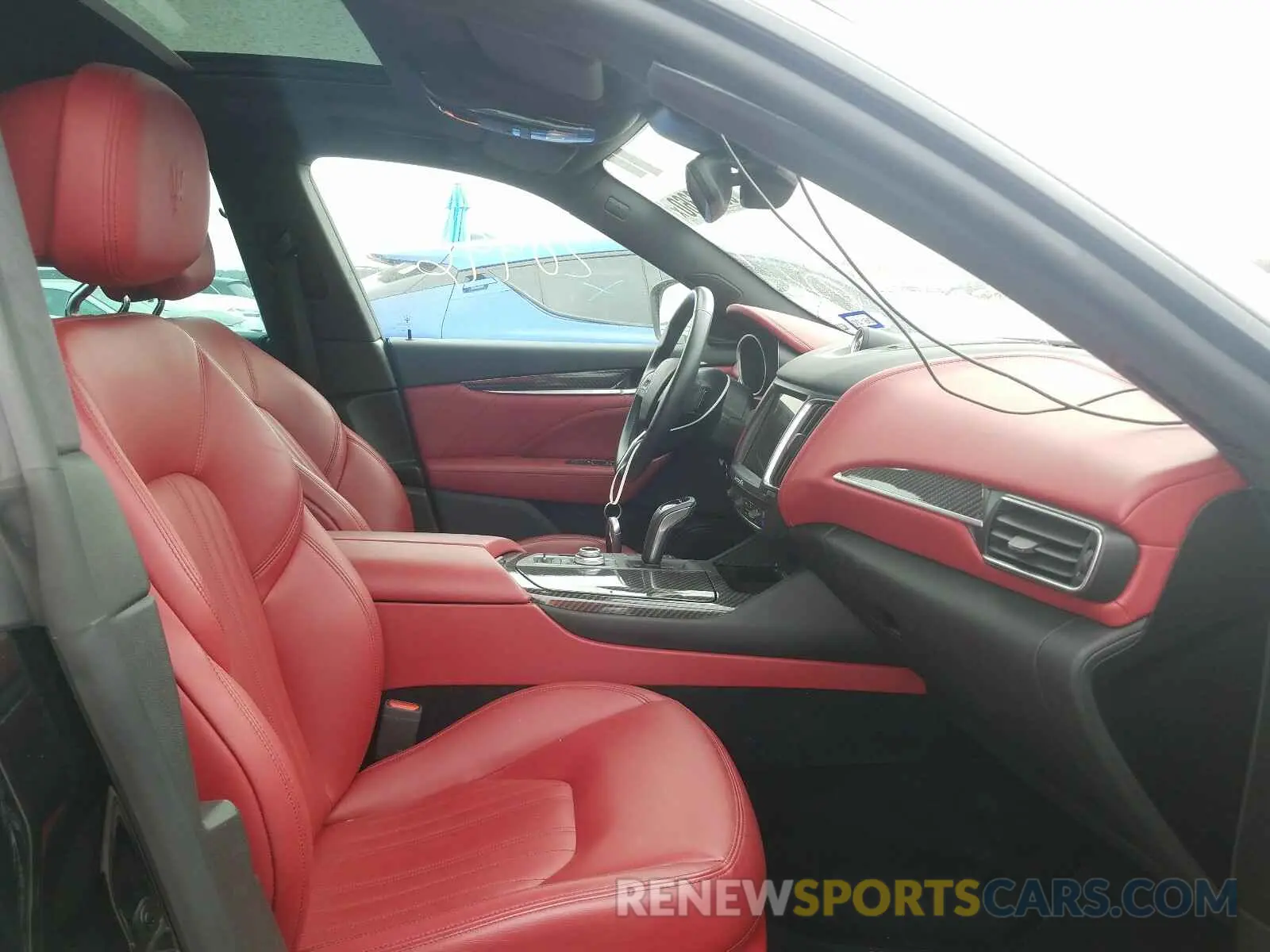 5 fotografías del automóvil dañado ZN661XUA4KX310468 MASERATI ALL MODELS 2019