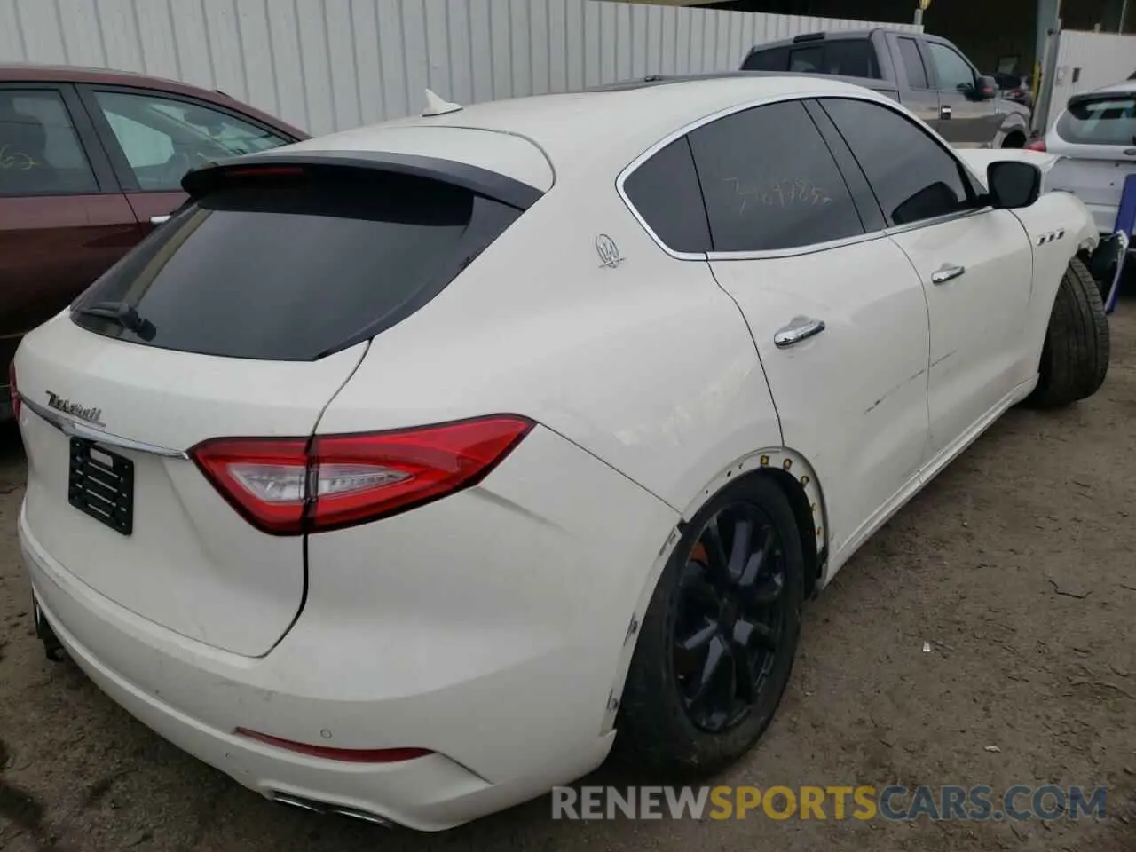 4 fotografías del automóvil dañado ZN661XUA9KX309736 MASERATI ALL MODELS 2019