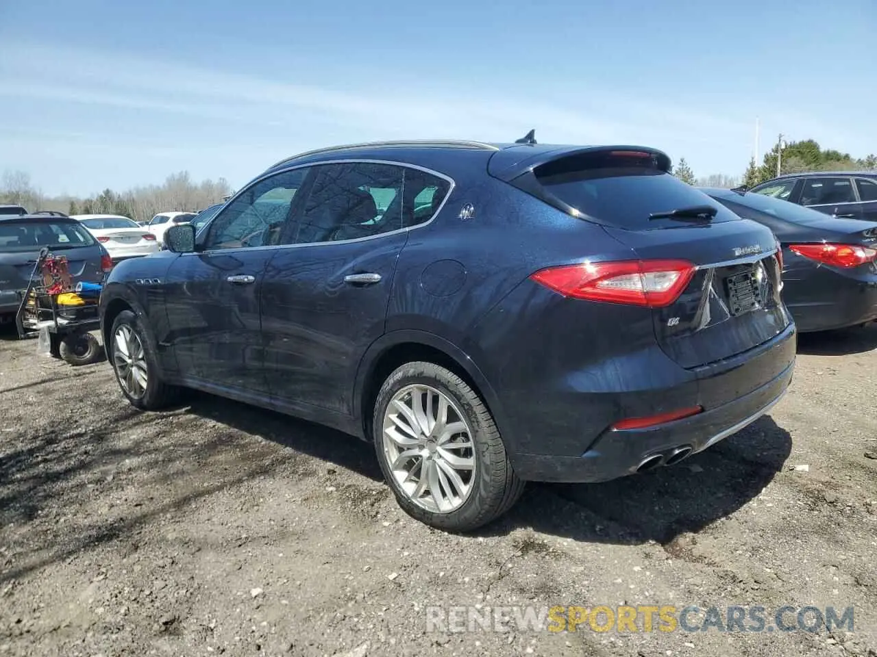2 fotografías del automóvil dañado ZN661XUL3KX316909 MASERATI ALL MODELS 2019