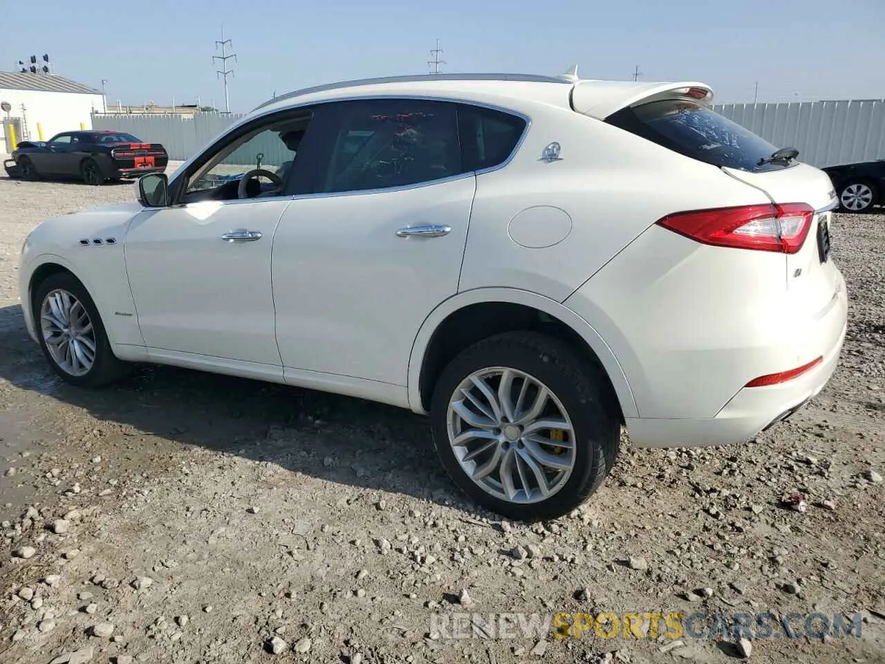 2 fotografías del automóvil dañado ZN661XUL7KX318713 MASERATI ALL MODELS 2019