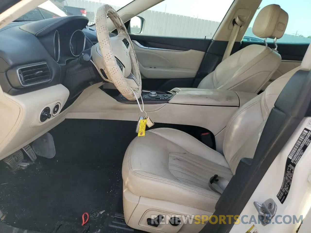7 fotografías del automóvil dañado ZN661XUL7KX318713 MASERATI ALL MODELS 2019
