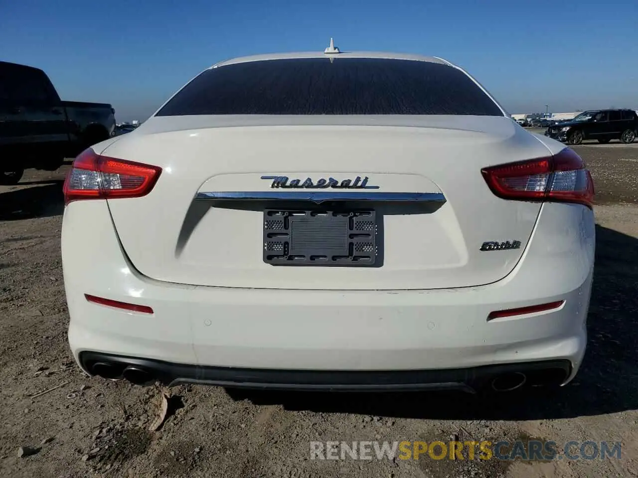 6 fotografías del automóvil dañado ZAM57XSA1L1344477 MASERATI ALL MODELS 2020