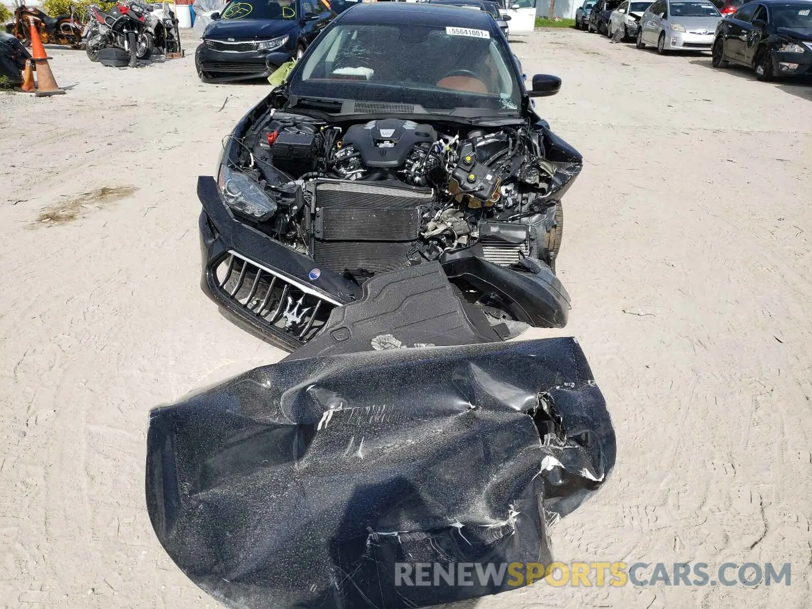 9 fotografías del automóvil dañado ZAM57XSA4L1355246 MASERATI ALL MODELS 2020