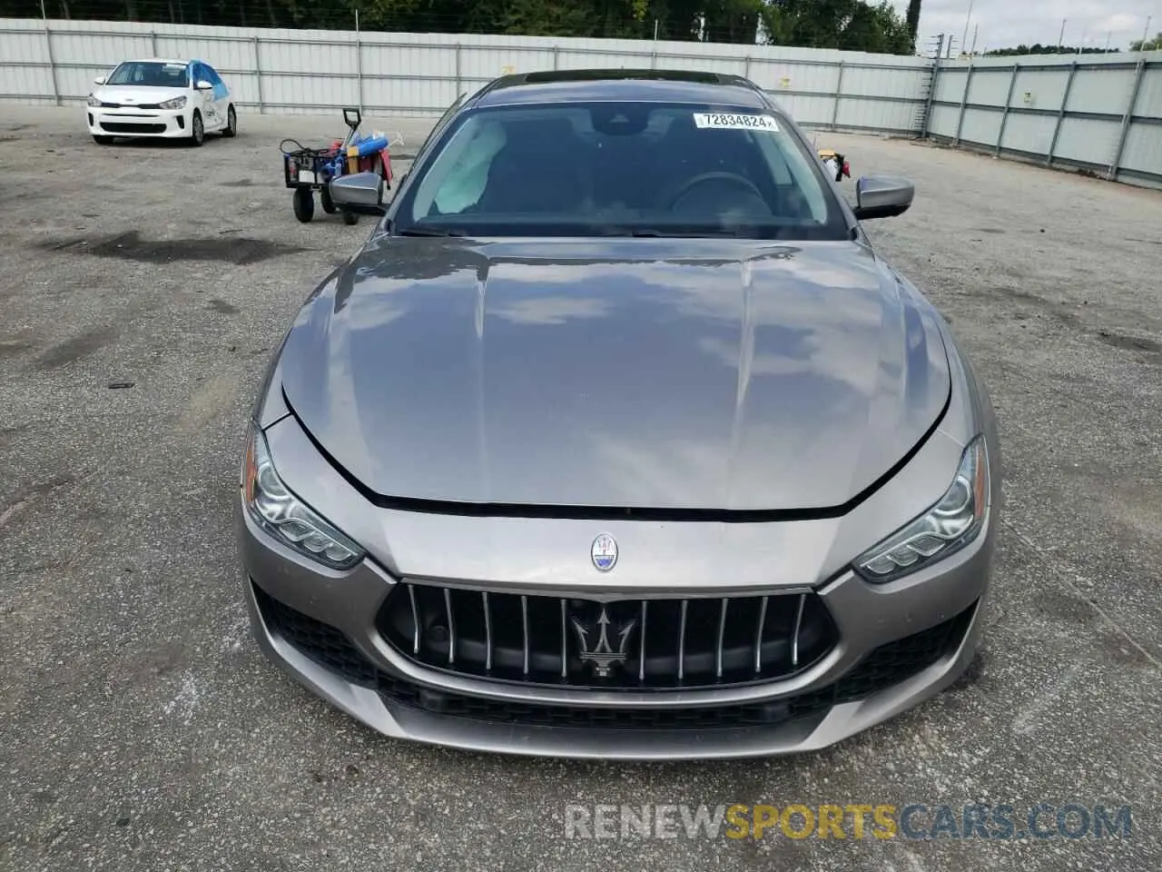 5 fotografías del automóvil dañado ZAM57YSA0L1341379 MASERATI ALL MODELS 2020