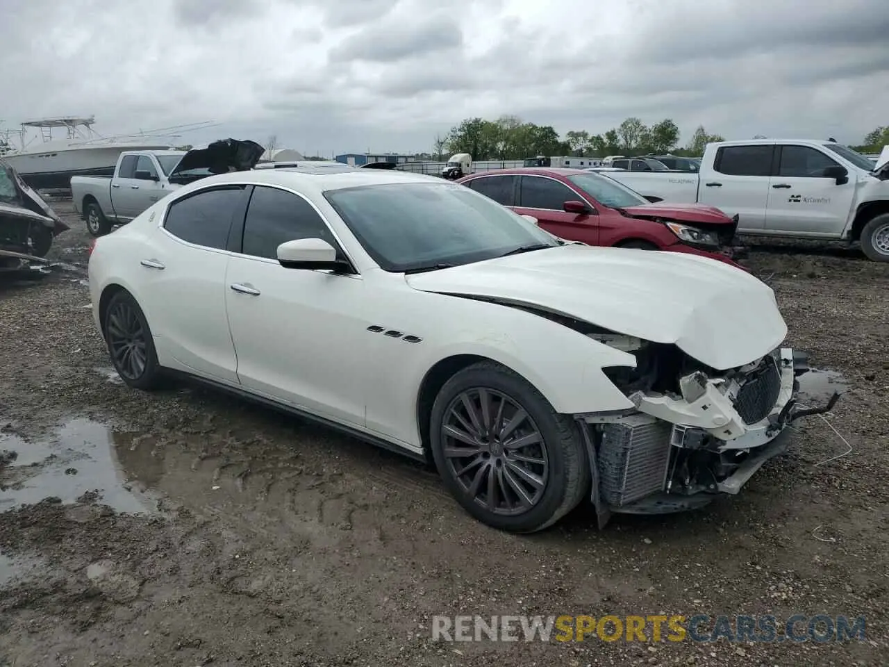 4 fotografías del automóvil dañado ZAM57YTAXL1345101 MASERATI ALL MODELS 2020