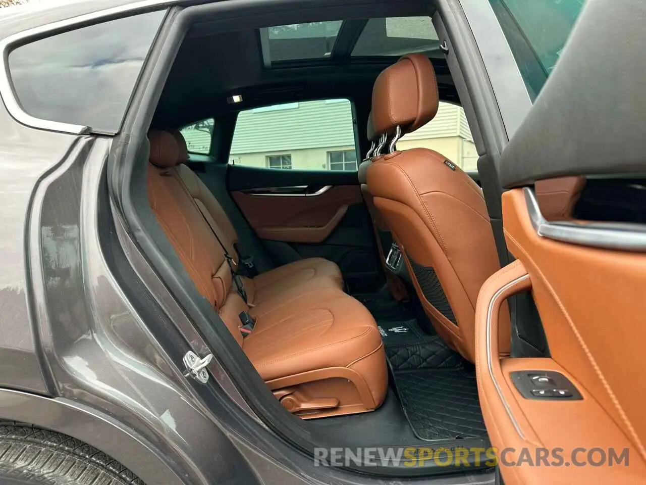7 fotografías del automóvil dañado ZN661XUA4LX352737 MASERATI ALL MODELS 2020