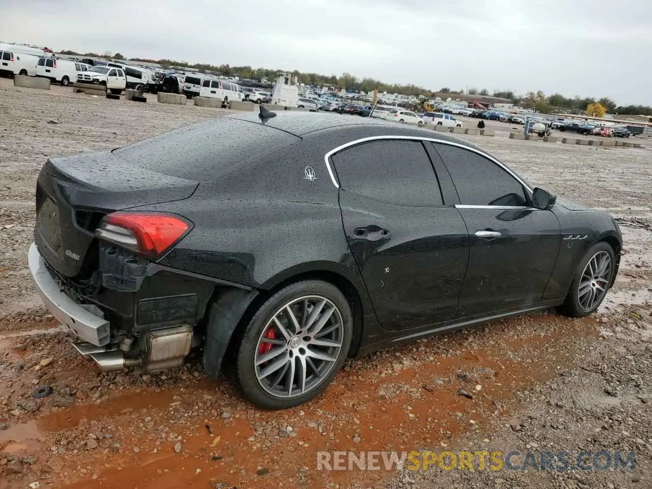 3 fotografías del automóvil dañado ZAM57YSA3M1358288 MASERATI ALL MODELS 2021