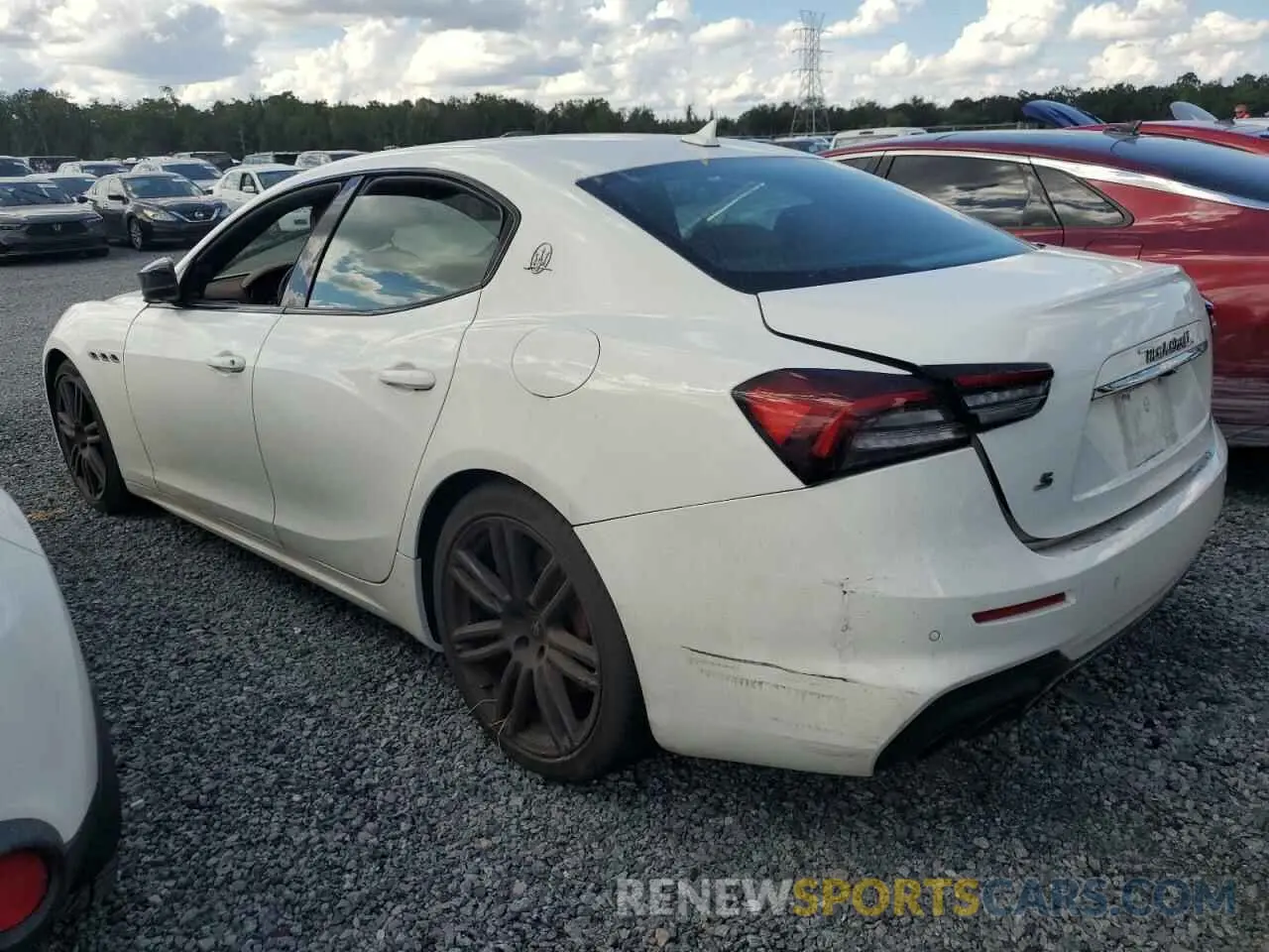 2 fotografías del automóvil dañado ZAM57YSA6M1378227 MASERATI ALL MODELS 2021