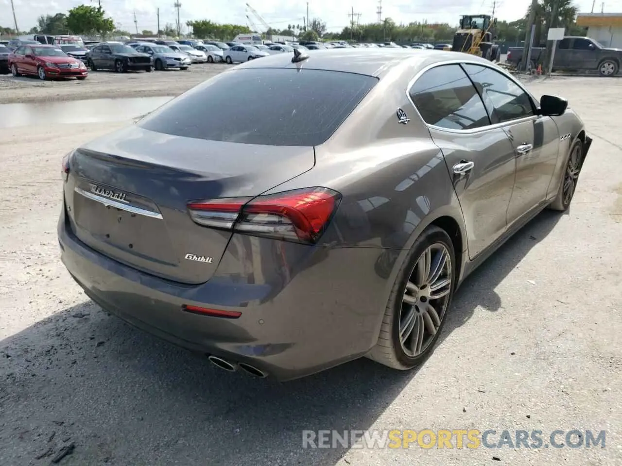 4 fotografías del automóvil dañado ZAM57YSA7M1363235 MASERATI ALL MODELS 2021