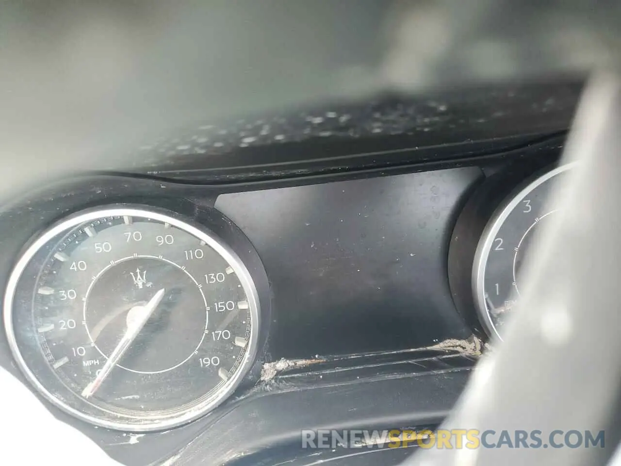 8 fotografías del automóvil dañado ZAM57YSS3M1360843 MASERATI ALL MODELS 2021