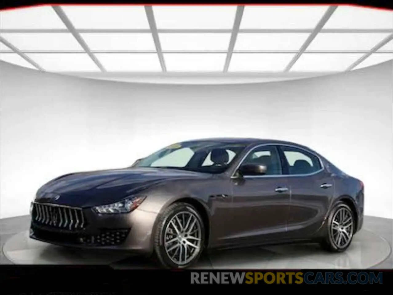 2 fotografías del automóvil dañado ZAM57YTA0M1357730 MASERATI ALL MODELS 2021