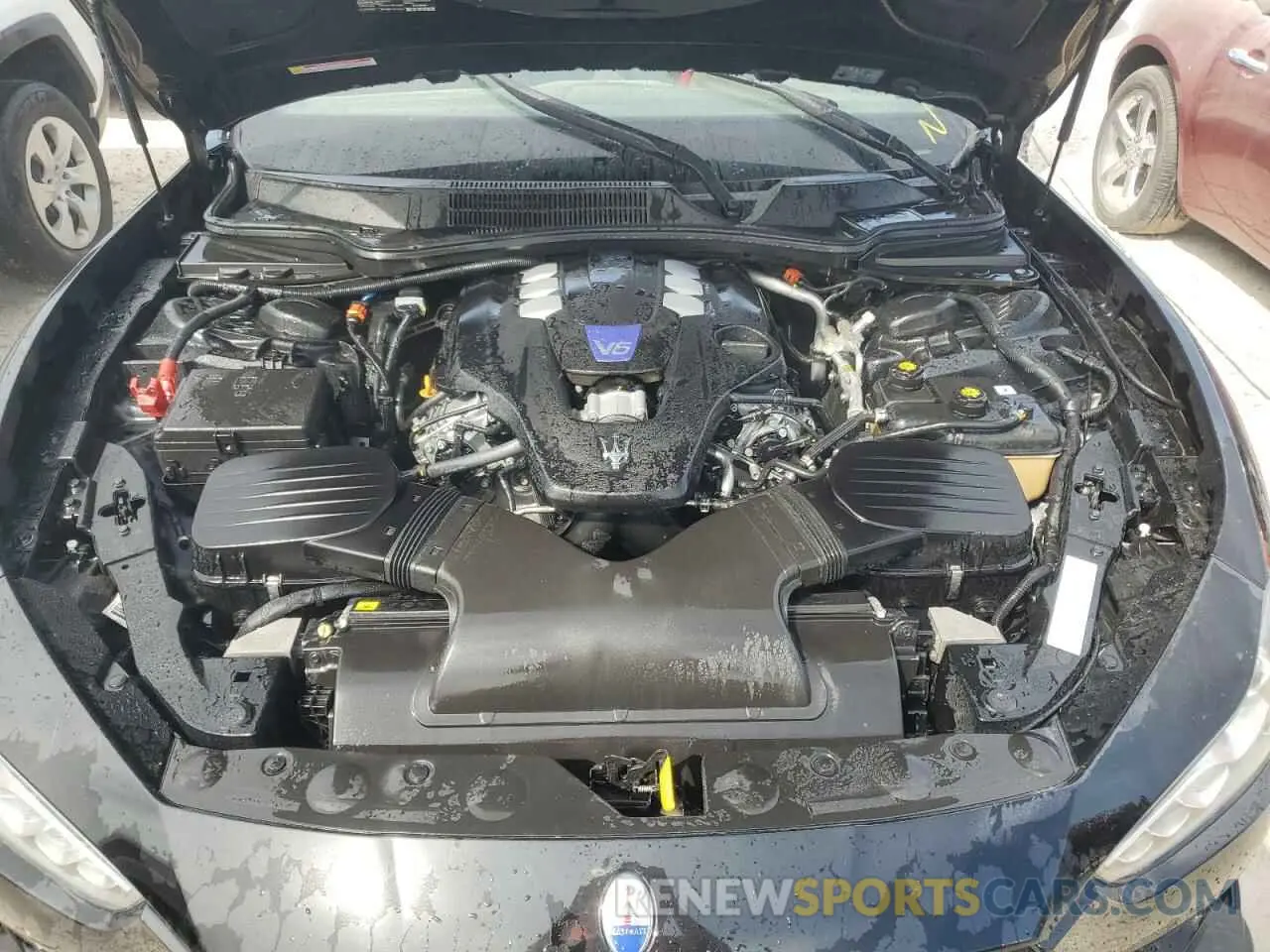 11 fotografías del automóvil dañado ZAM57YTA7M1357708 MASERATI ALL MODELS 2021