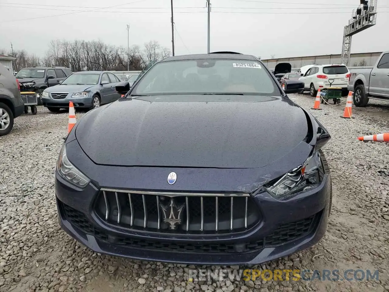 5 fotografías del automóvil dañado ZAM57YTA8M1364330 MASERATI ALL MODELS 2021