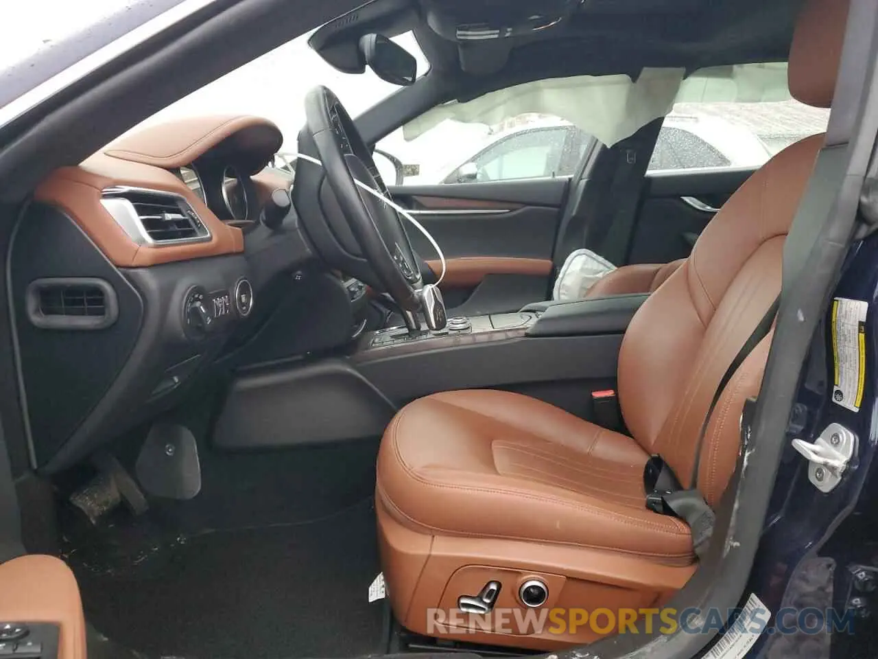 7 fotografías del automóvil dañado ZAM57YTA8M1364330 MASERATI ALL MODELS 2021
