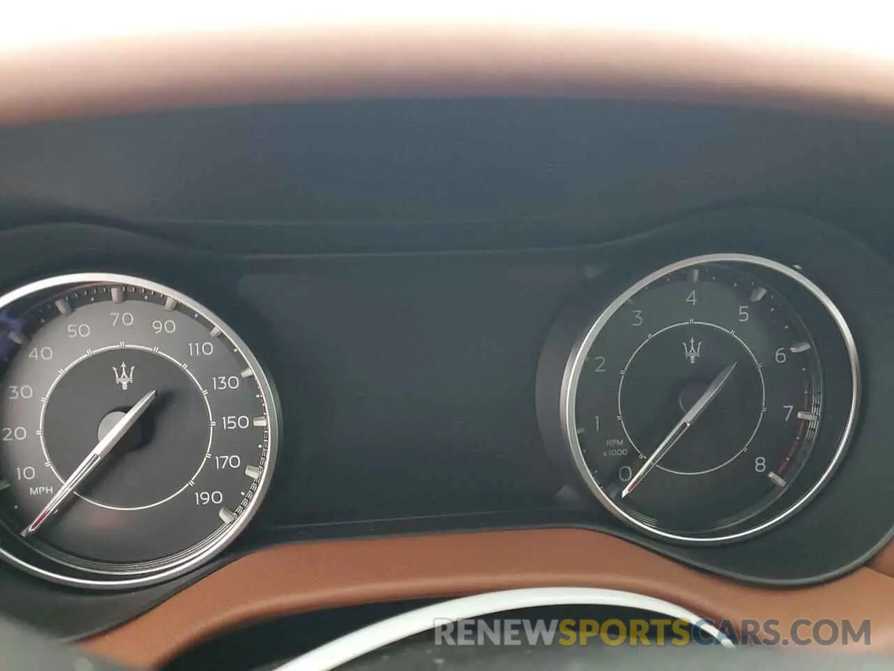 9 fotografías del automóvil dañado ZAM57YTA8M1364330 MASERATI ALL MODELS 2021