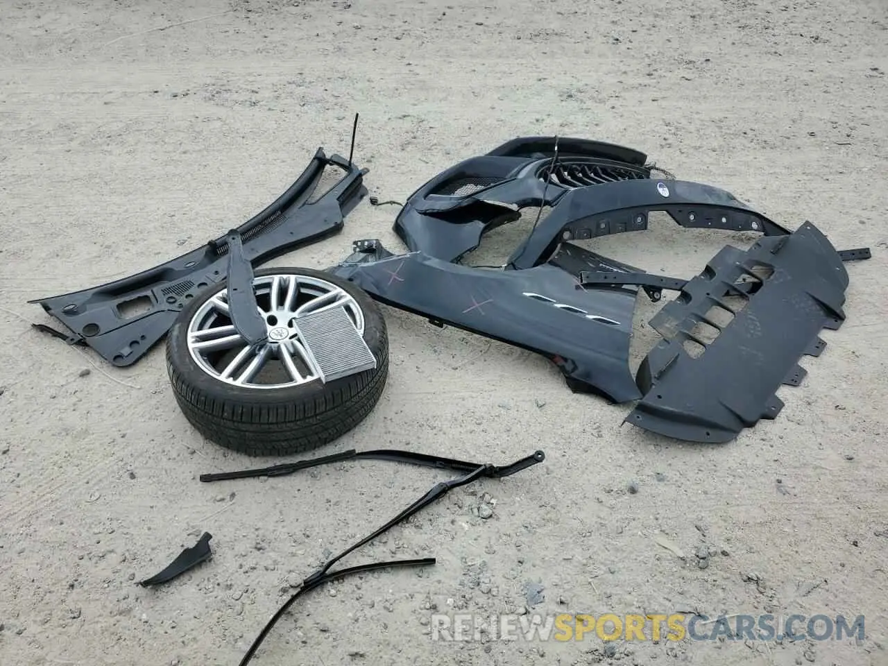 12 fotografías del automóvil dañado ZAM57YTS3M1357665 MASERATI ALL MODELS 2021